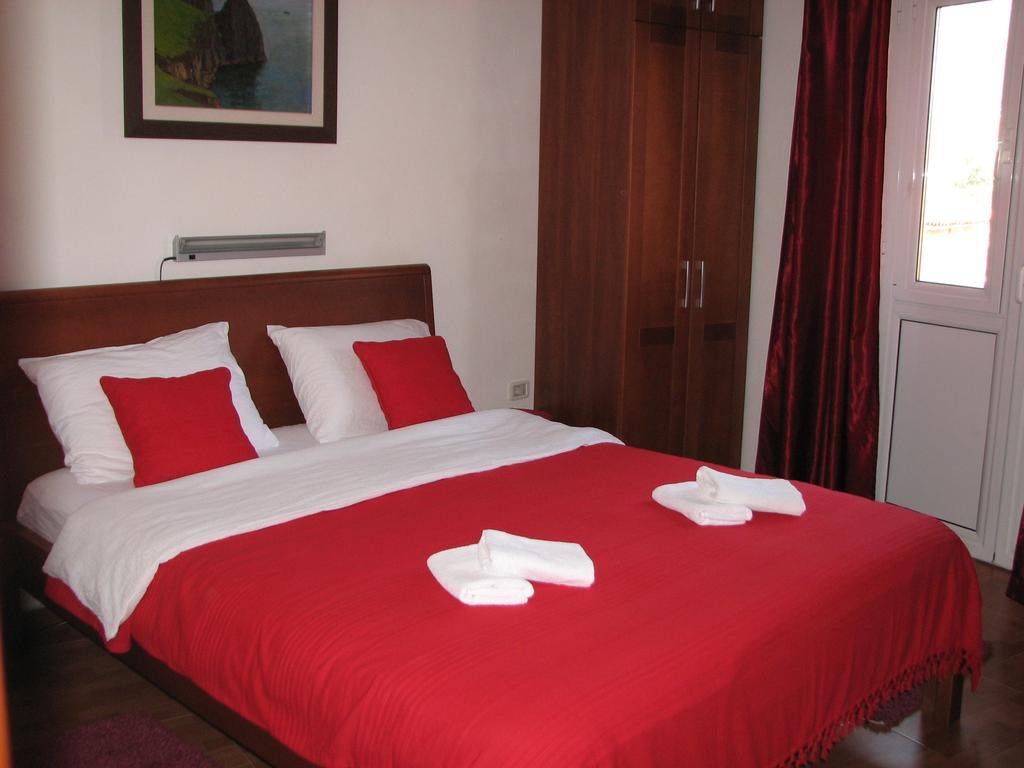 R-Club Old Town Apartments Budva Værelse billede