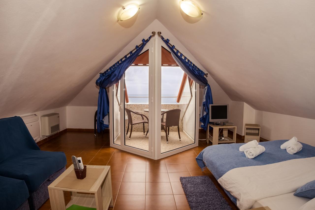 R-Club Old Town Apartments Budva Eksteriør billede