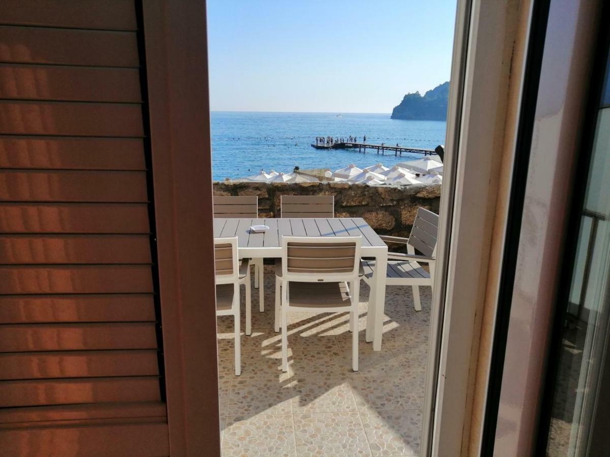 R-Club Old Town Apartments Budva Eksteriør billede